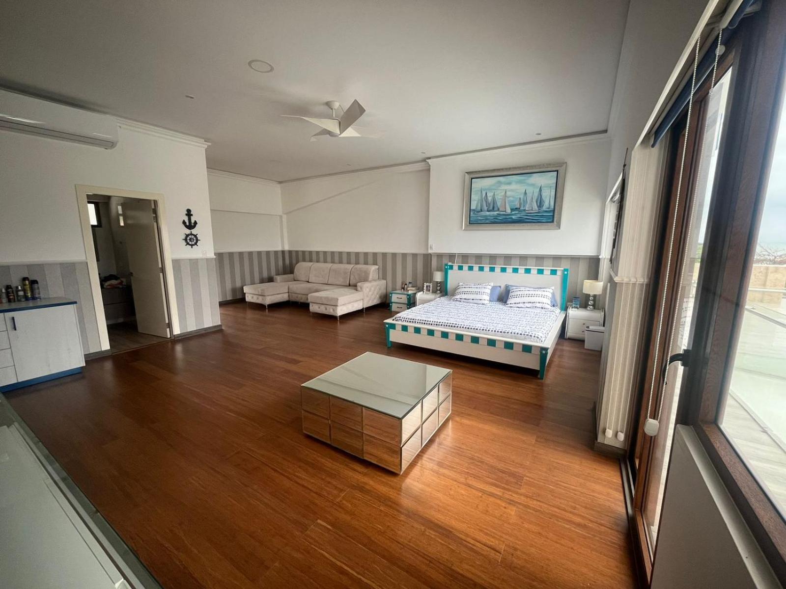 San Clemente Beach House Bed & Breakfast Exterior photo
